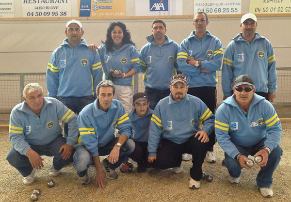 L'équipe d'ANTIBES avec en bas à droite Luis ALEXIO (photo Boulistenaute) L'équipe d'ANTIBES avec en bas à droite Luis ALEXIO (photo Boulistenaute)