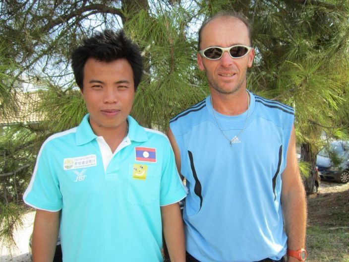 Le représentant du Laos et Dany en demi finale à Bourg saint Andéol Le représentant du Laos et Dany en demi finale à Bourg saint Andéol