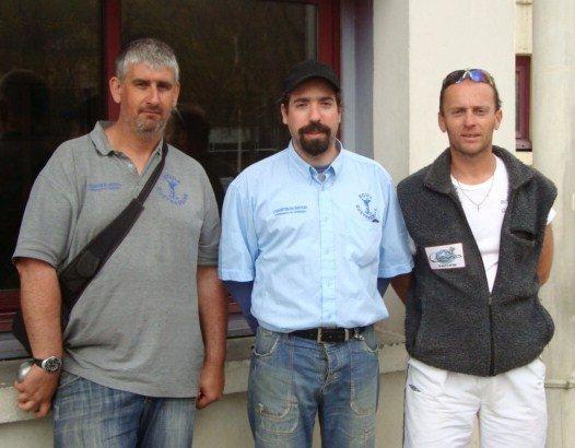 Jean Michel Rocheil - Stéphane Martinet et Dany Chaloin (Pétanque Queyrassine) quarts de finalistes Jean Michel Rocheil - Stéphane Martinet et Dany Chaloin (Pétanque Queyrassine) quarts de finalistes