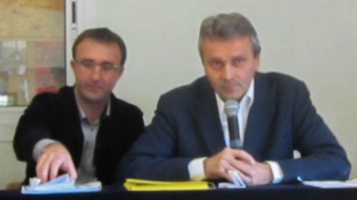Laurent PARA président 2012 et Robert notre nouveau président Laurent PARA président 2012 et Robert notre nouveau président