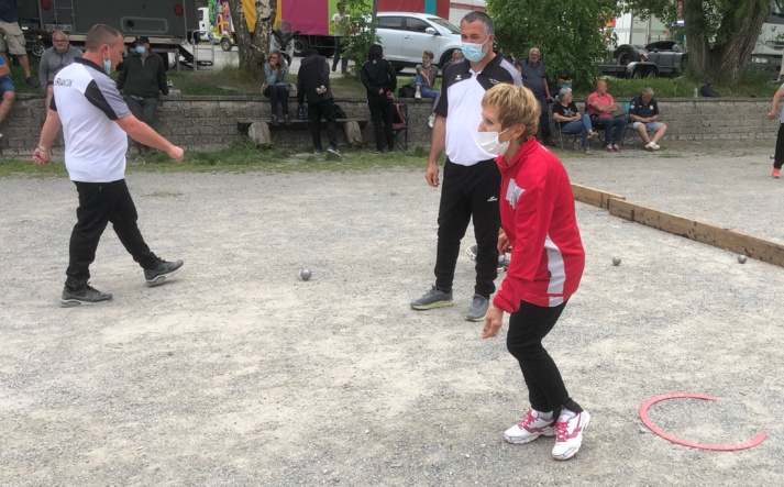 Lancement des parties qualificatives pour le Championnat de France Triplette Jeu-Provnçal Lancement des parties qualificatives pour le Championnat de France Triplette Jeu-Provnçal