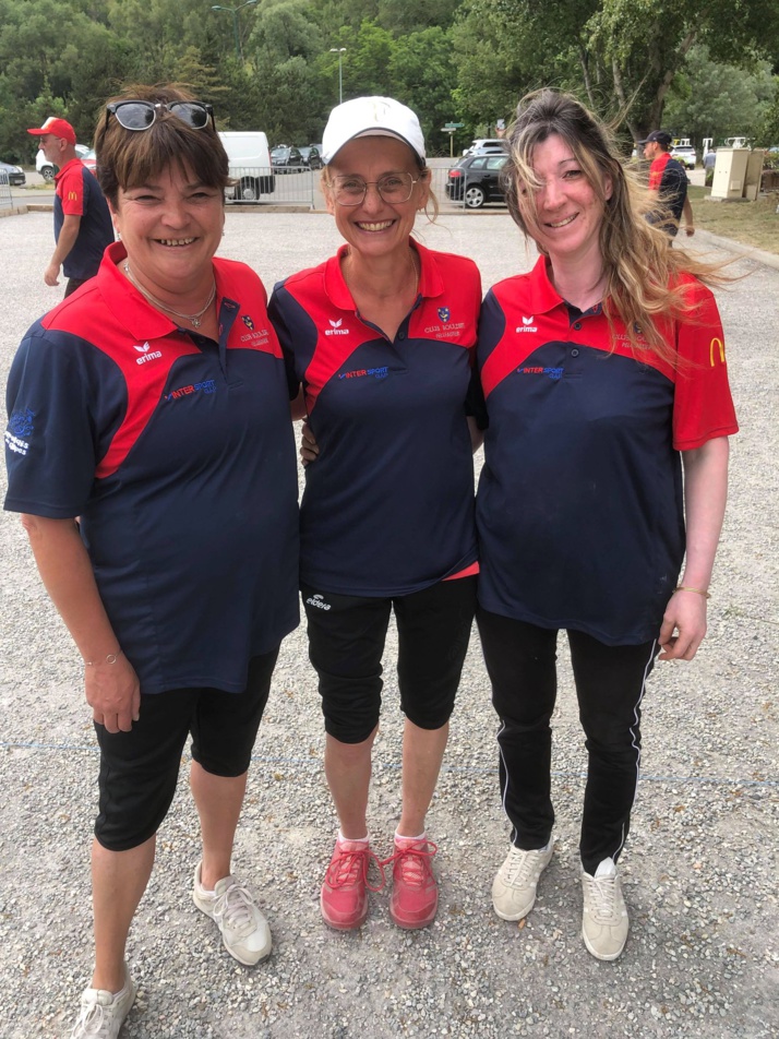 Qualifiées en demi-finales du Championnat Départemental Triplettes Féminins Qualifiées en demi-finales du Championnat Départemental Triplettes Féminins