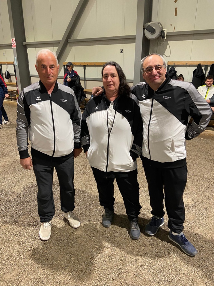 Reprise 8ème de finale du Championnat Triplettes Mixtes Reprise 8ème de finale du Championnat Triplettes Mixtes