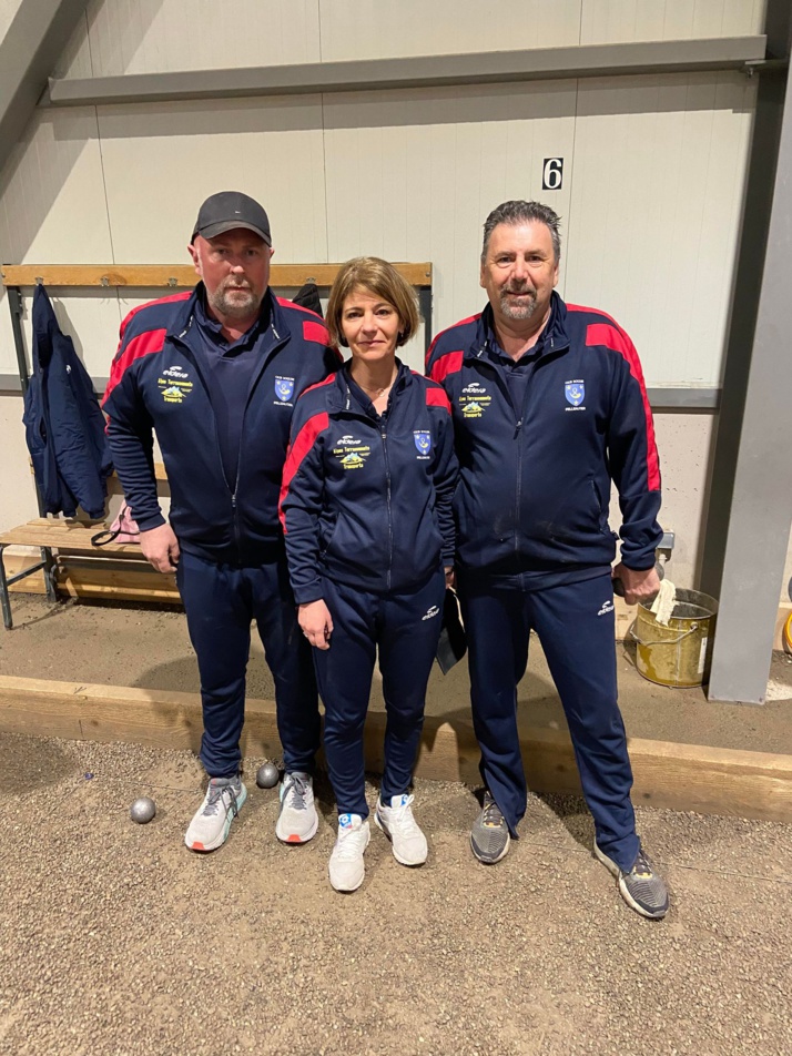 Reprise 8ème de finale du Championnat Triplettes Mixtes Reprise 8ème de finale du Championnat Triplettes Mixtes