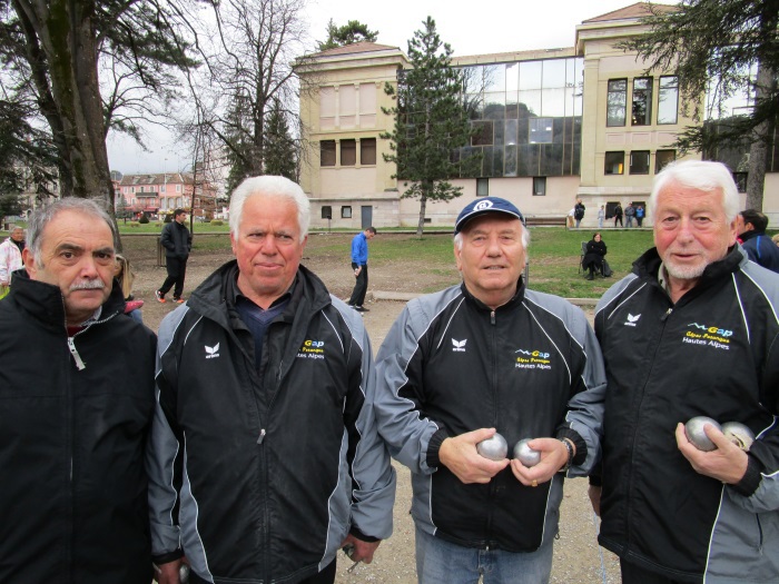 Championnat Départemental Triplettes Promotions - GAP - 21 et 22 mars 2015 Championnat Départemental Triplettes Promotions - GAP - 21 et 22 mars 2015