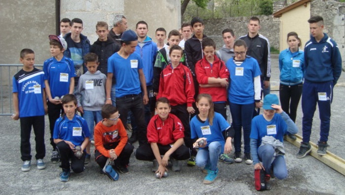 Championnat Départemental Triplettes jeunes le 26 avril à VEYNES Championnat Départemental Triplettes jeunes le 26 avril à VEYNES