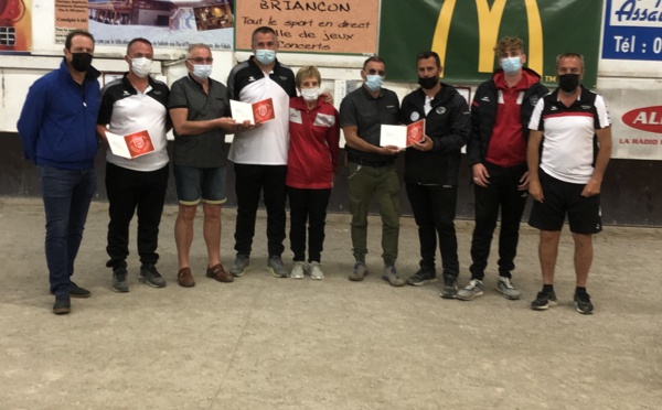 Qualifiés pour les championnats de France Triplette Jeu-Provençal