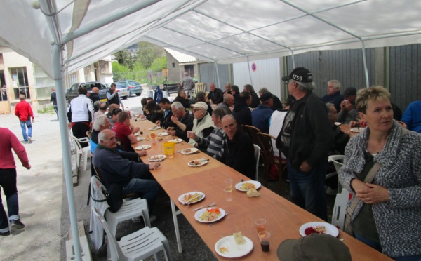 Championnat Départemental Triplettes Jeu Provençal 14 et 15 mai 2016 à Briançon